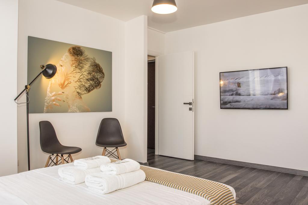 Studio L By Mrg Apartments Бухарест Экстерьер фото